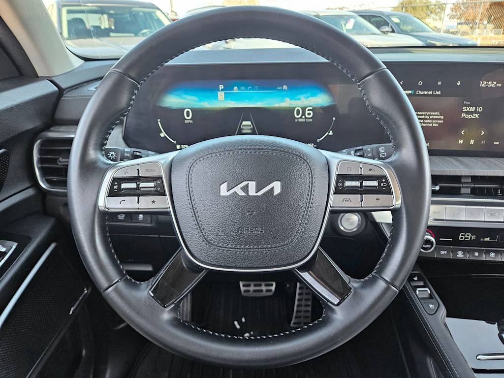 Thumbnail: 2023 Kia Telluride - 14