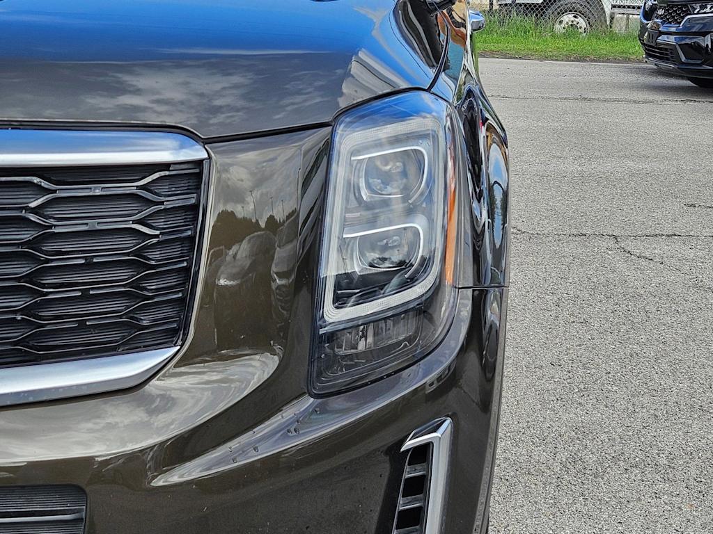 Thumbnail: 2022 Kia Telluride - 17