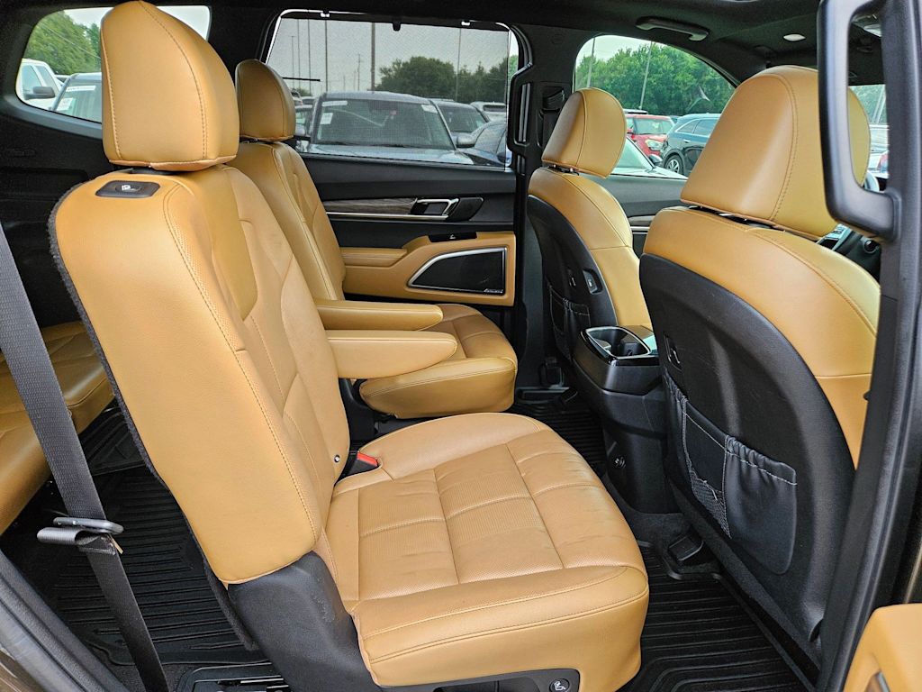 Thumbnail: 2022 Kia Telluride - 27