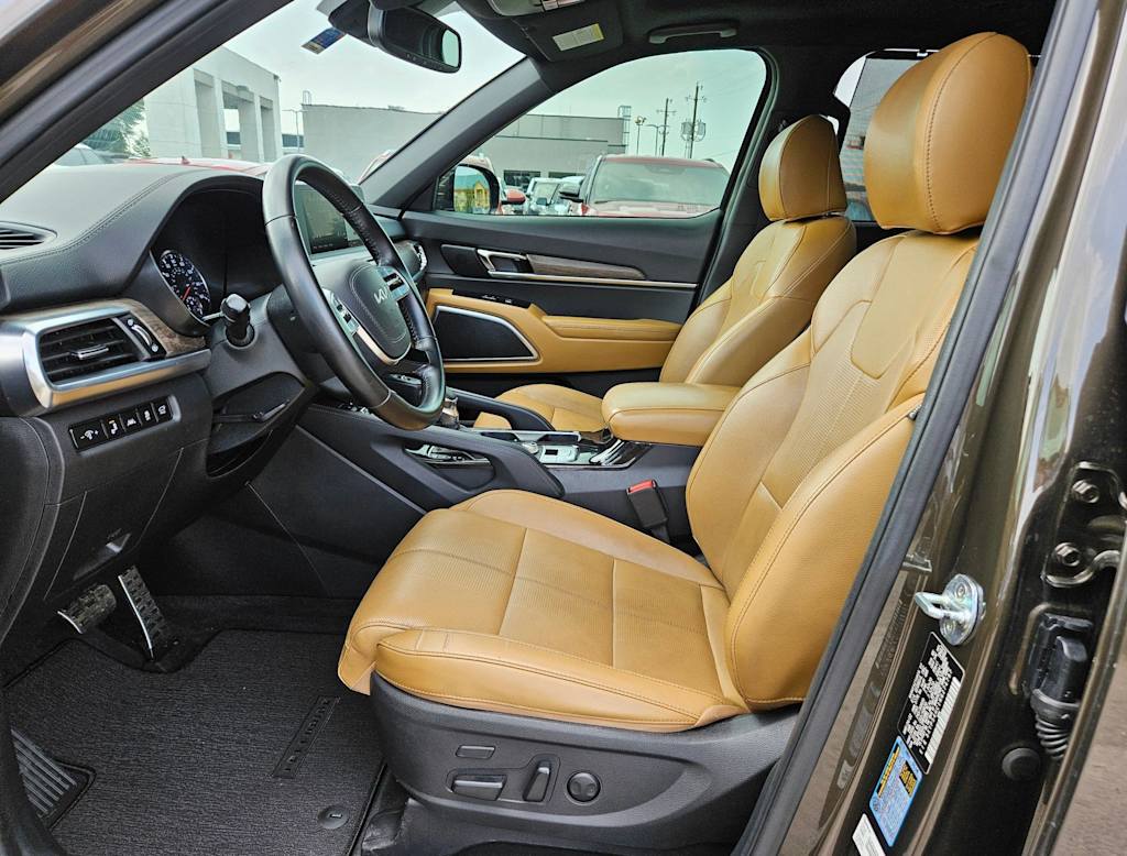 Thumbnail: 2022 Kia Telluride - 10