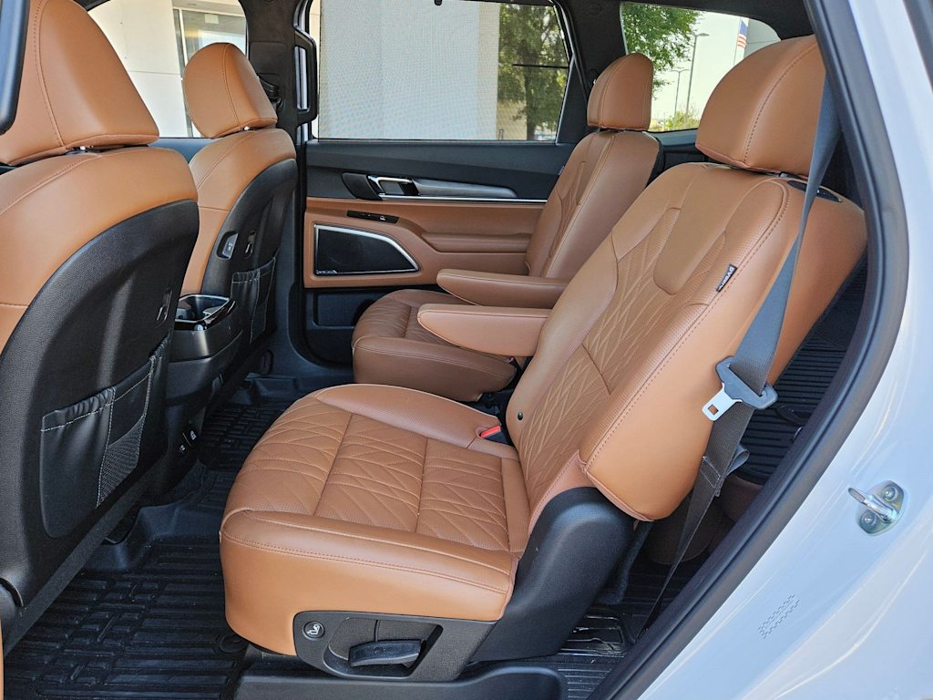 Thumbnail: 2024 Kia Telluride - 10