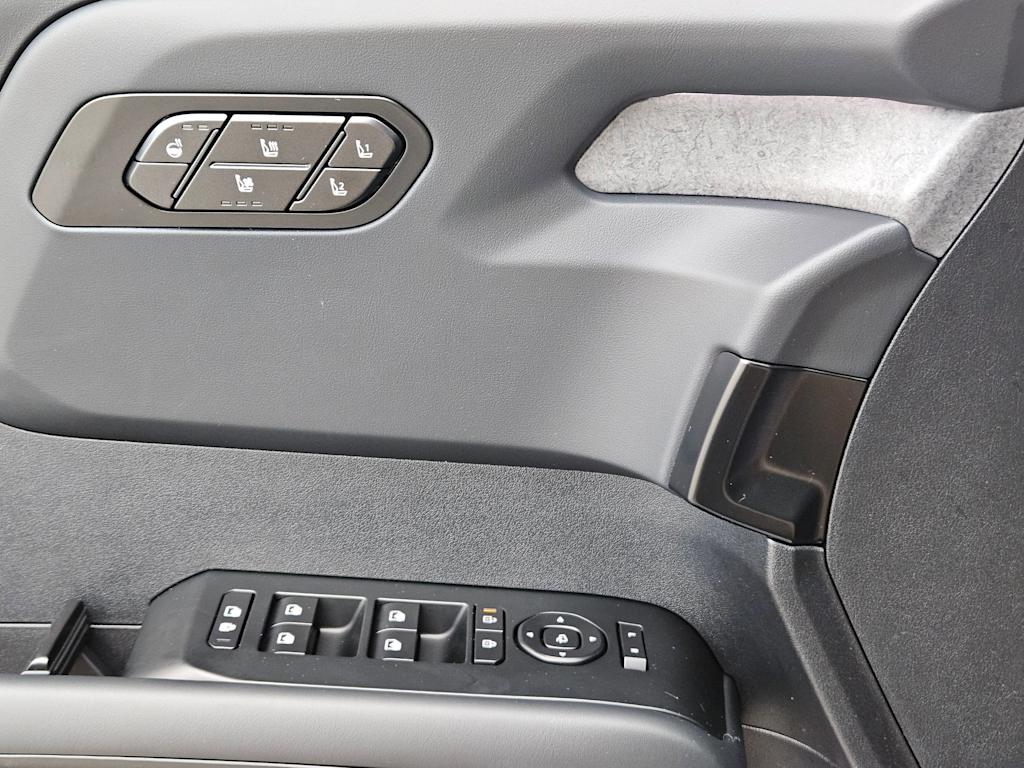Thumbnail: 2027 Kia Telluride - 32