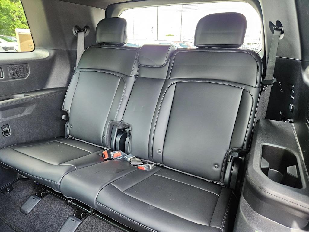 Thumbnail: 2027 Kia Telluride - 25