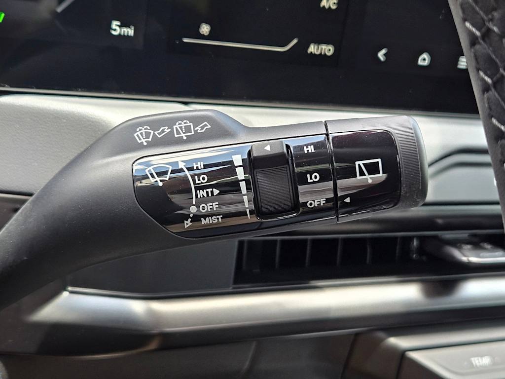Thumbnail: 2027 Kia Telluride - 32