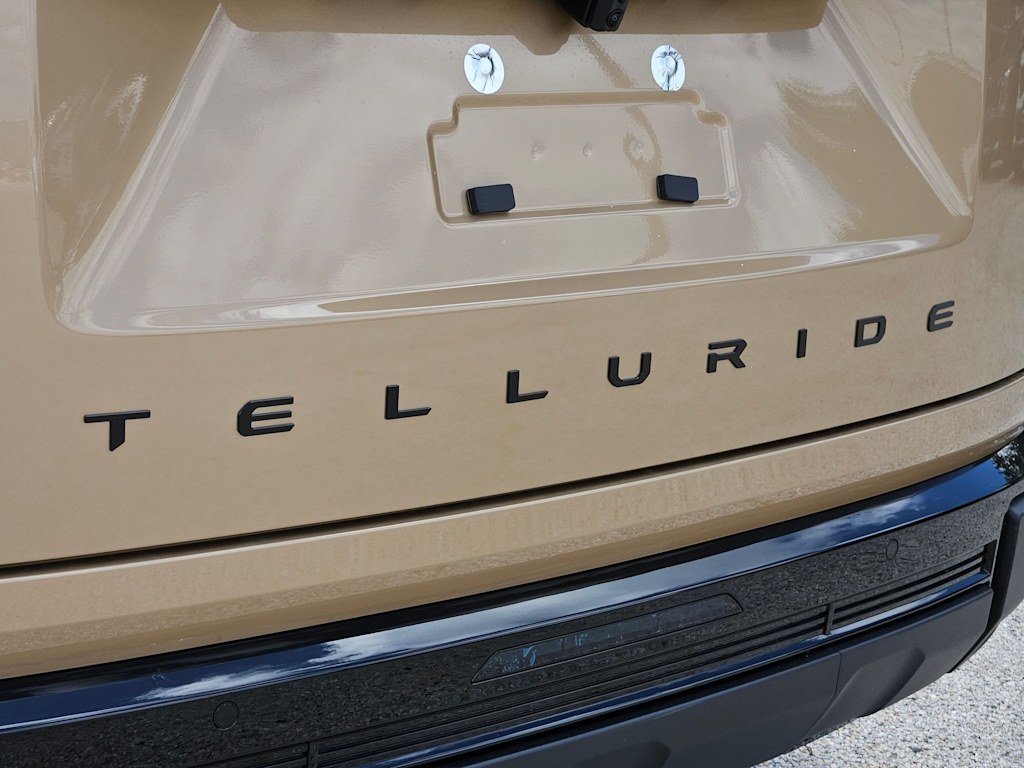 Thumbnail: 2027 Kia Telluride - 7