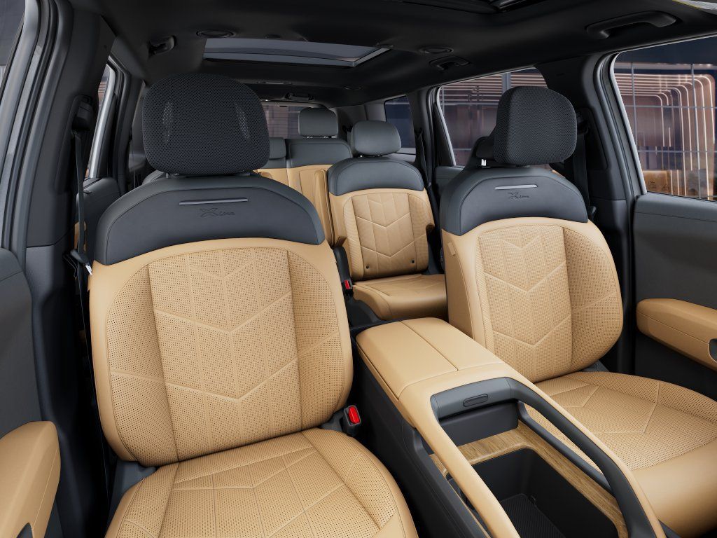 Thumbnail: 2027 Kia Telluride - 8