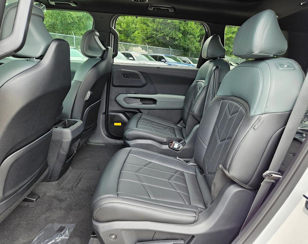 Thumbnail: 2027 Kia Telluride - 12