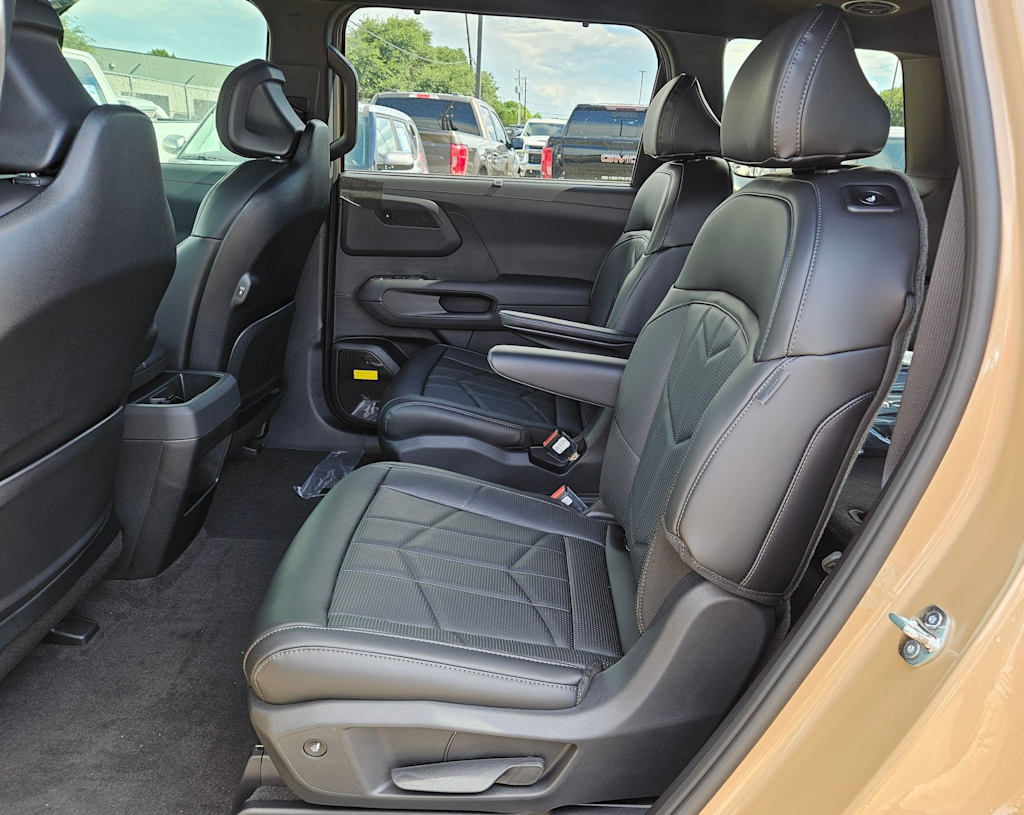 Thumbnail: 2027 Kia Telluride - 24