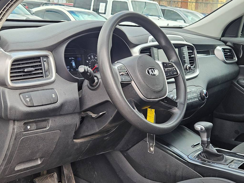 Thumbnail: 2020 Kia Sorento - 2