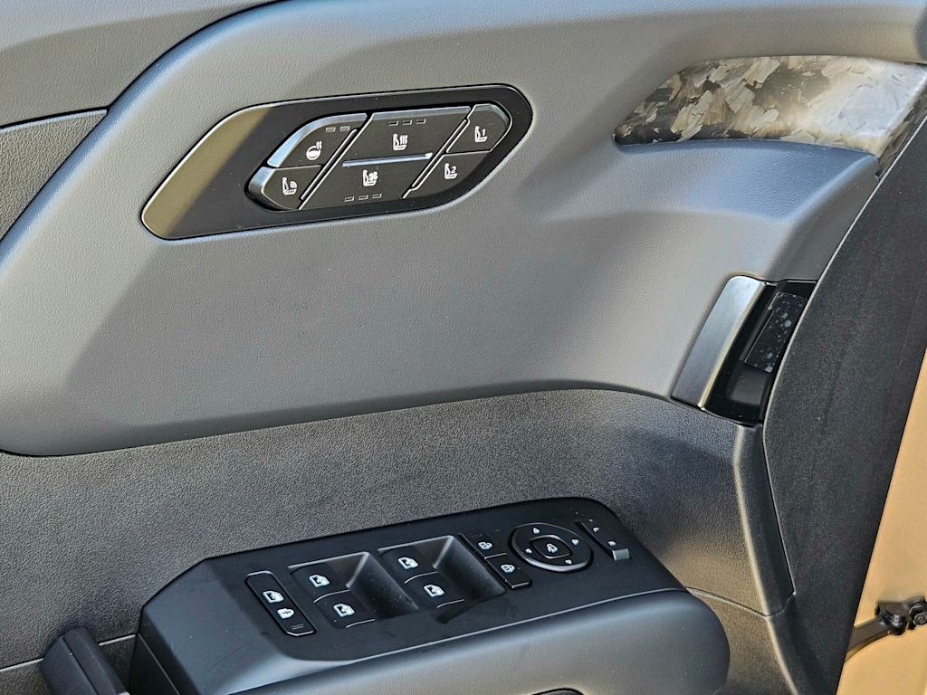 Thumbnail: 2027 Kia Telluride - 32