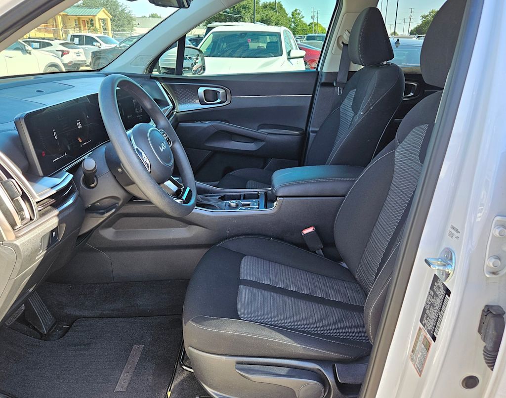 Thumbnail: 2025 Kia Sorento - 10