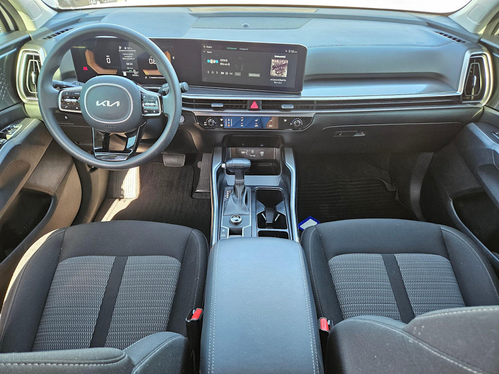 Thumbnail: 2025 Kia Sorento - 9