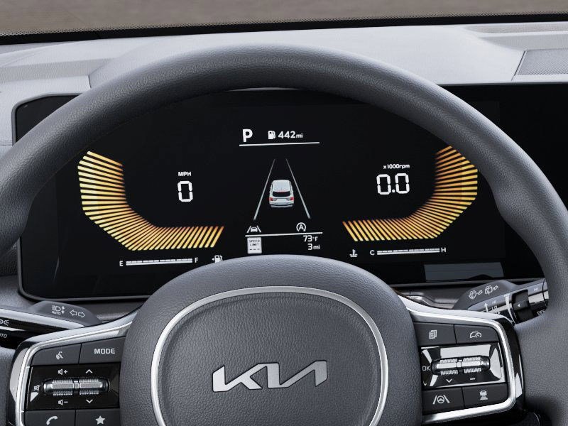 2025 Kia Sorento LX 13