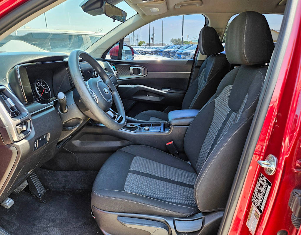 Thumbnail: 2021 Kia Sorento - 10