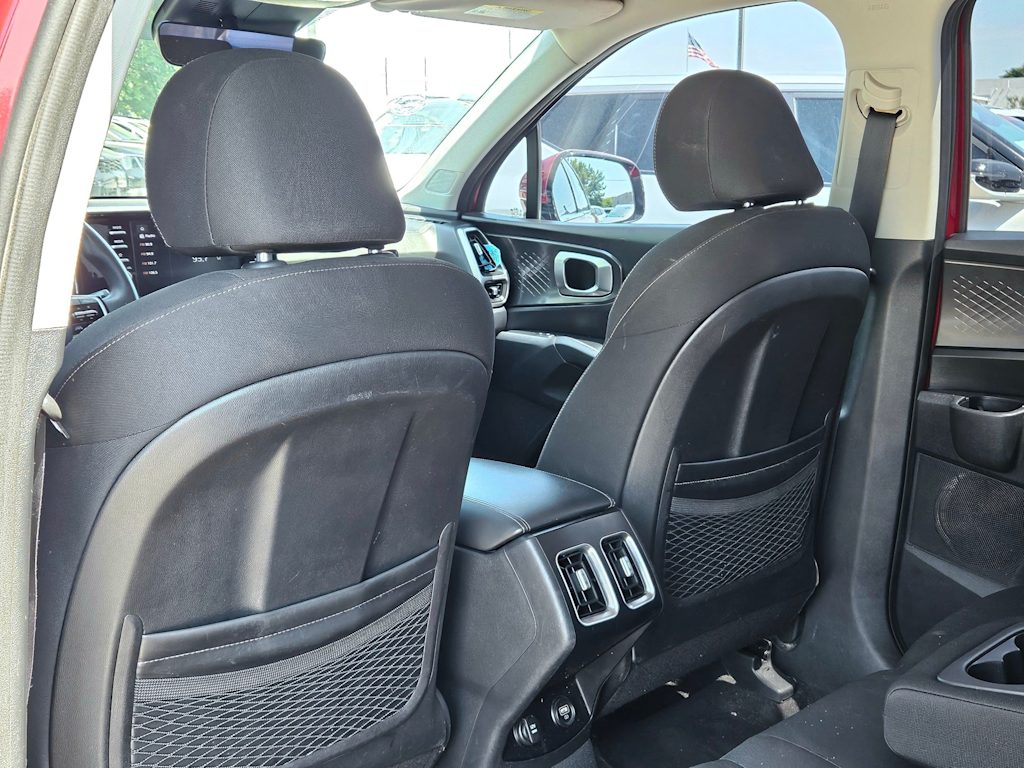 Thumbnail: 2021 Kia Sorento - 23