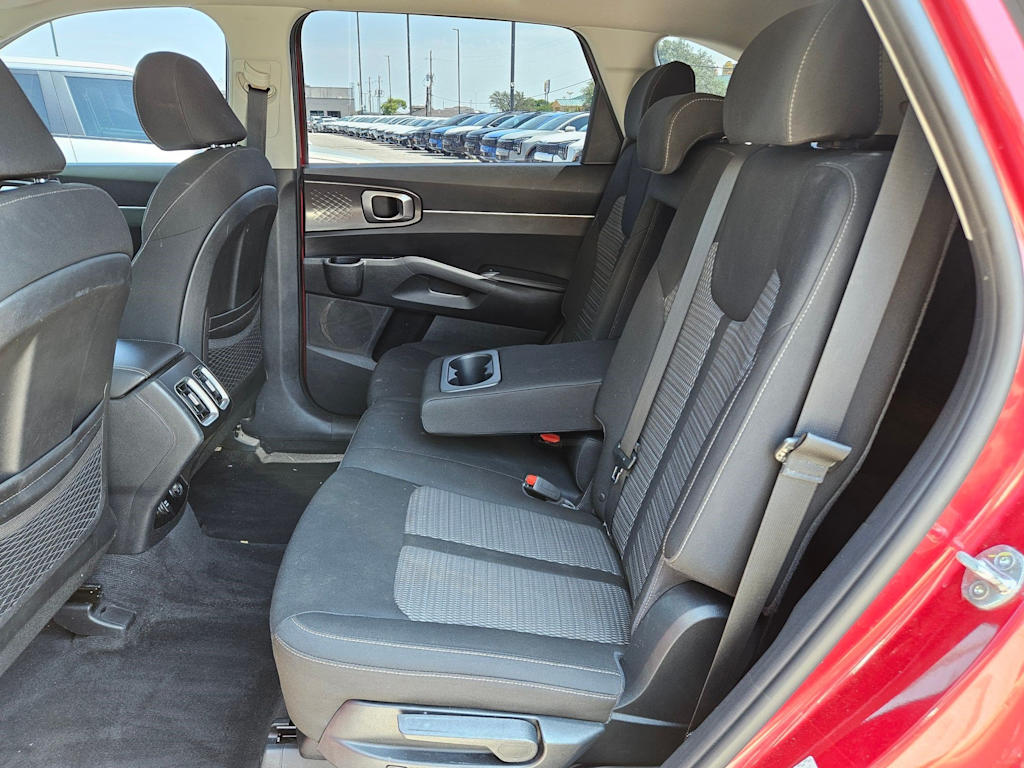 Thumbnail: 2021 Kia Sorento - 12