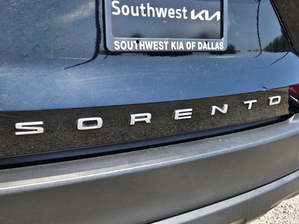 Thumbnail: 2022 Kia Sorento - 7