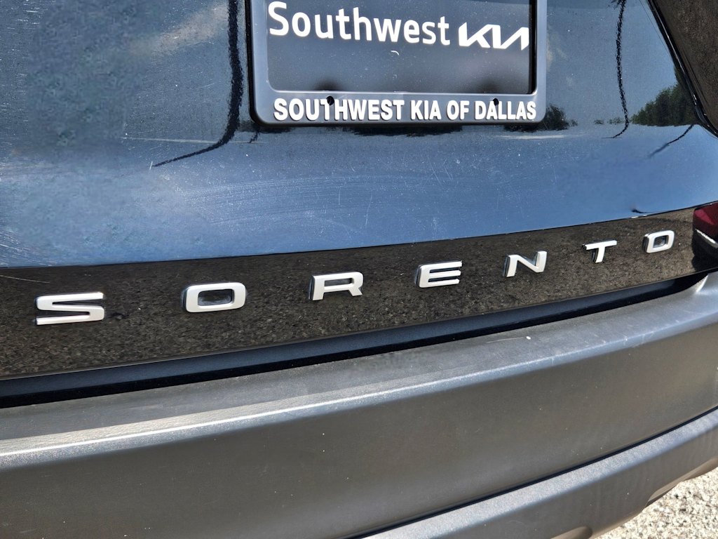 Thumbnail: 2022 Kia Sorento - 7