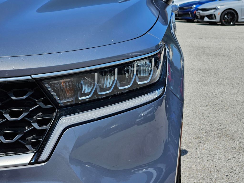 Thumbnail: 2023 Kia Sorento - 22