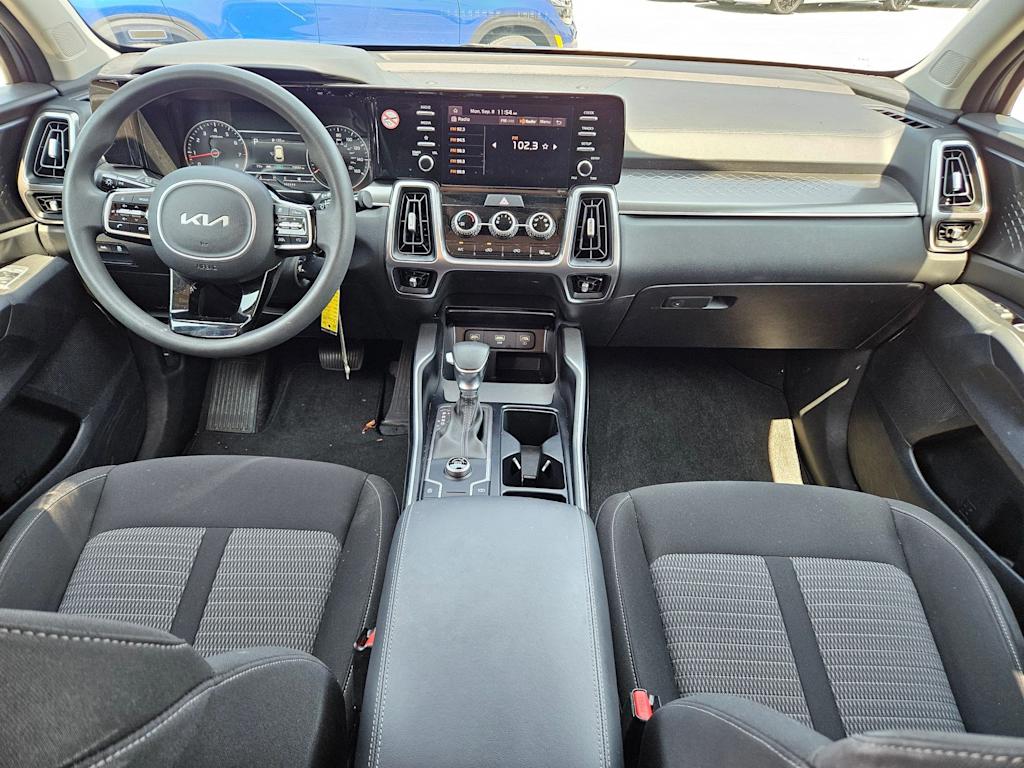 Thumbnail: 2023 Kia Sorento - 2