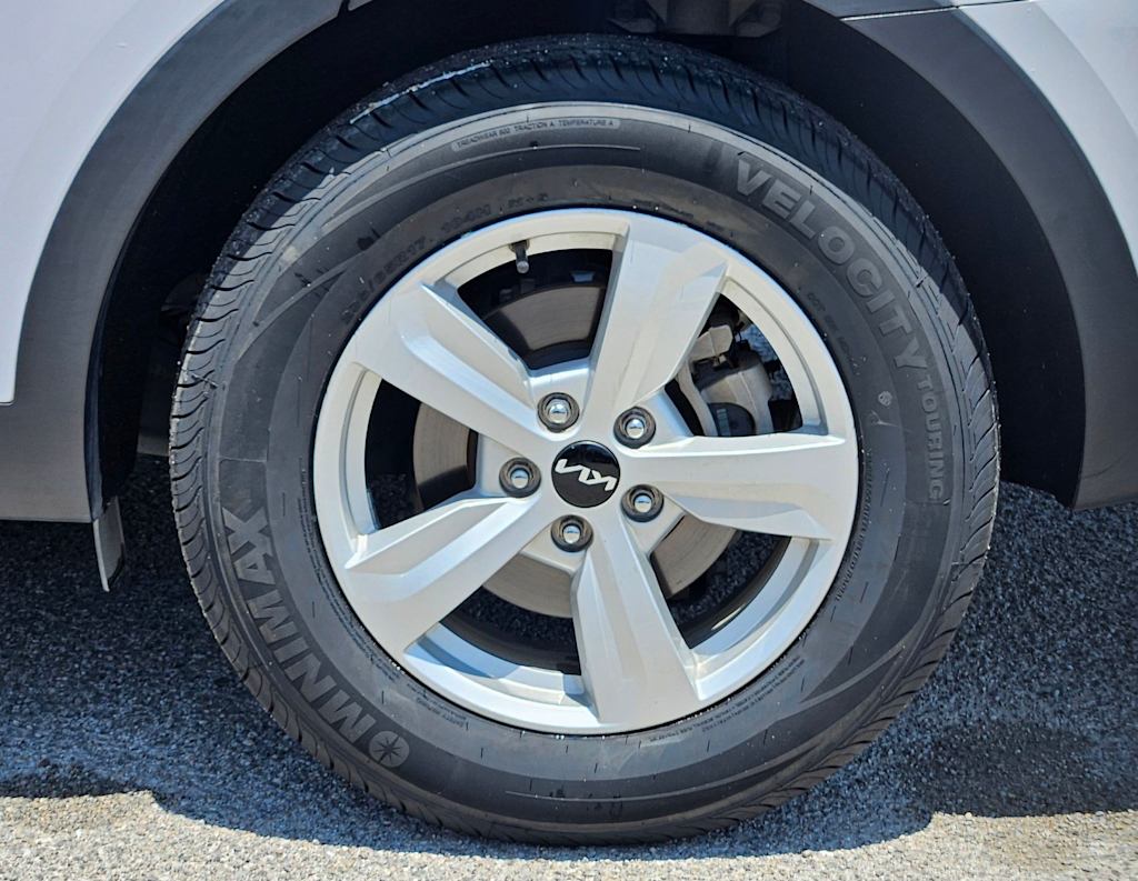 Thumbnail: 2023 Kia Sorento - 8