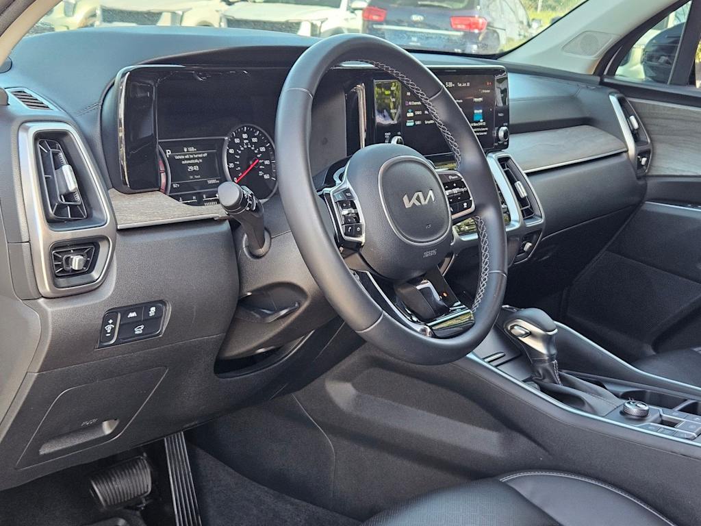 Thumbnail: 2023 Kia Sorento - 2