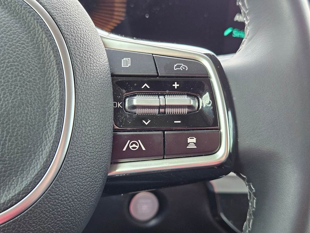 Thumbnail: 2025 Kia Sorento - 25