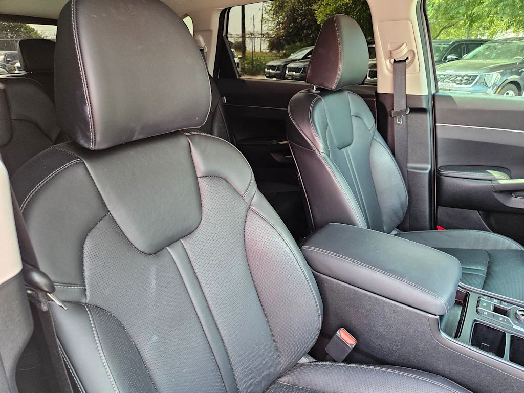 Thumbnail: 2025 Kia Sorento - 11