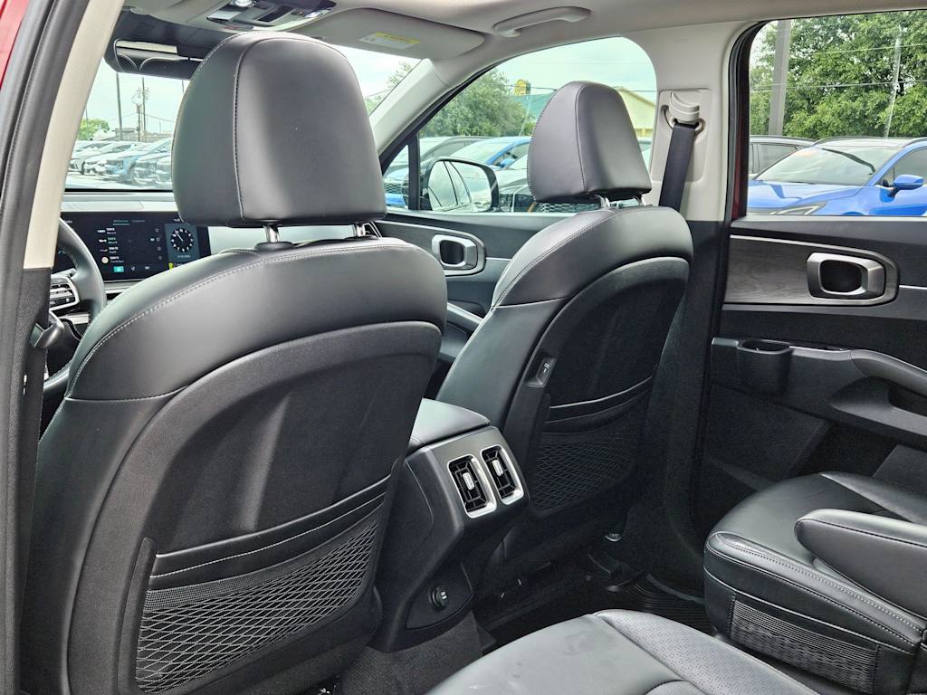 Thumbnail: 2024 Kia Sorento - 12