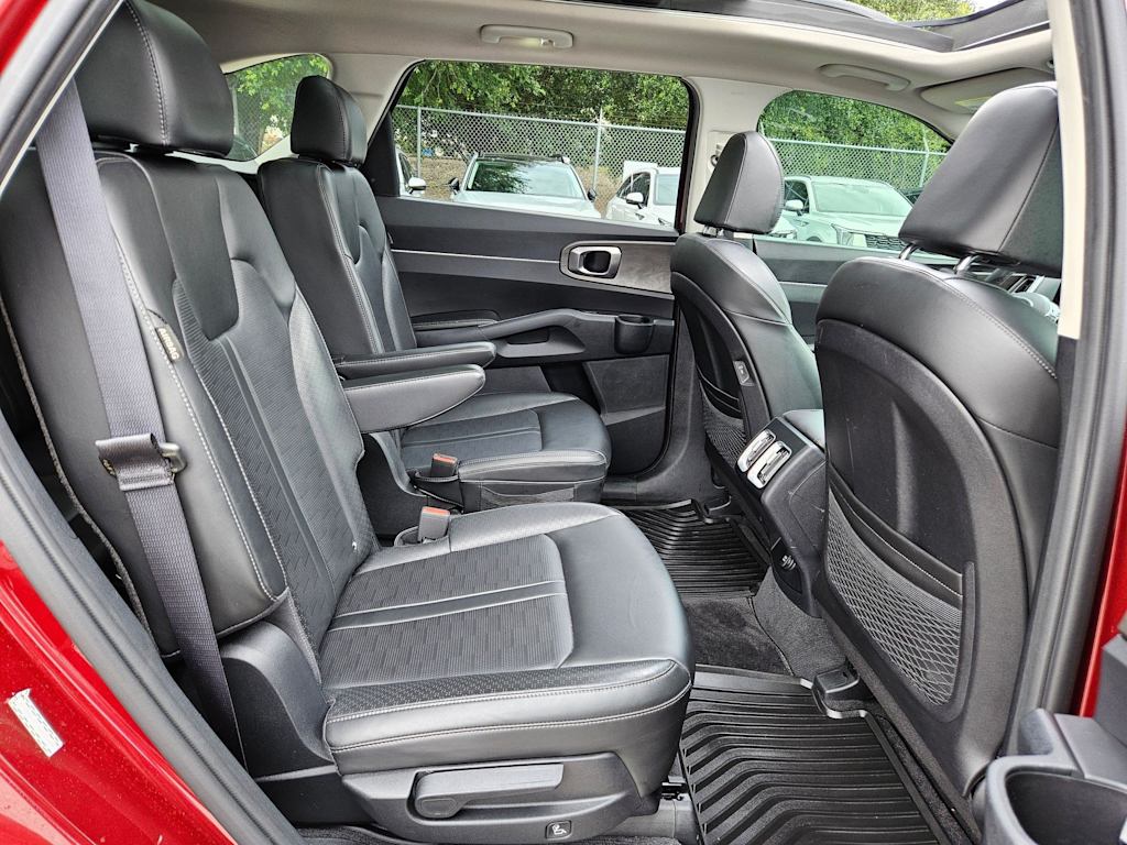 Thumbnail: 2024 Kia Sorento - 27