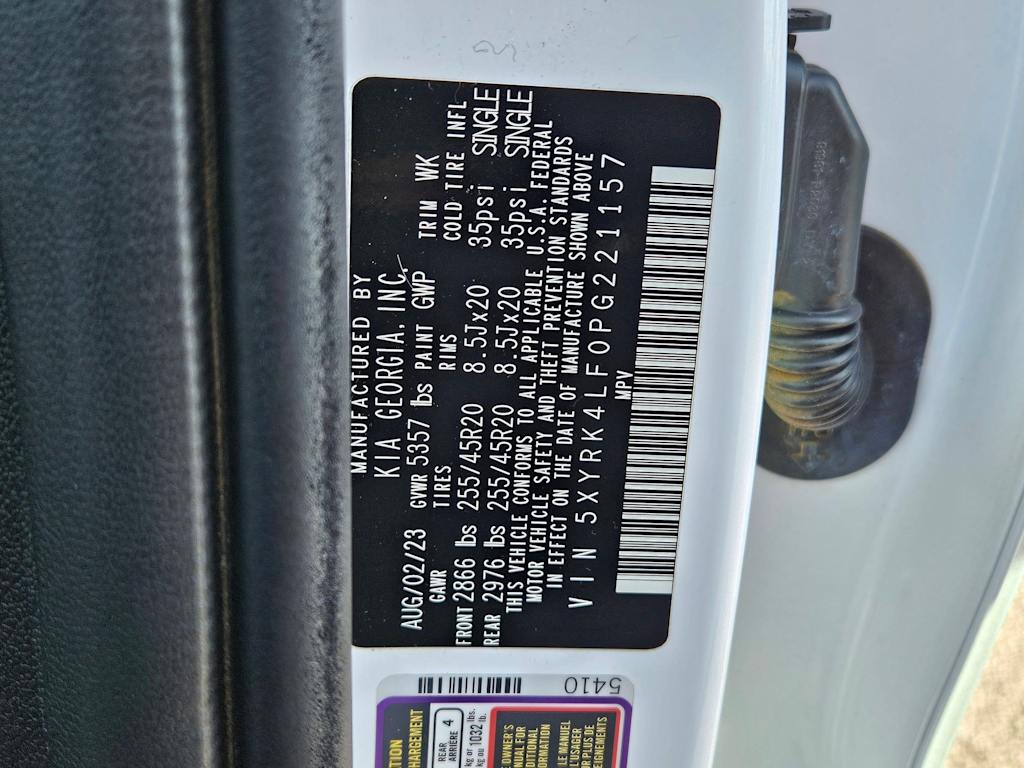 Thumbnail: 2023 Kia Sorento - 12