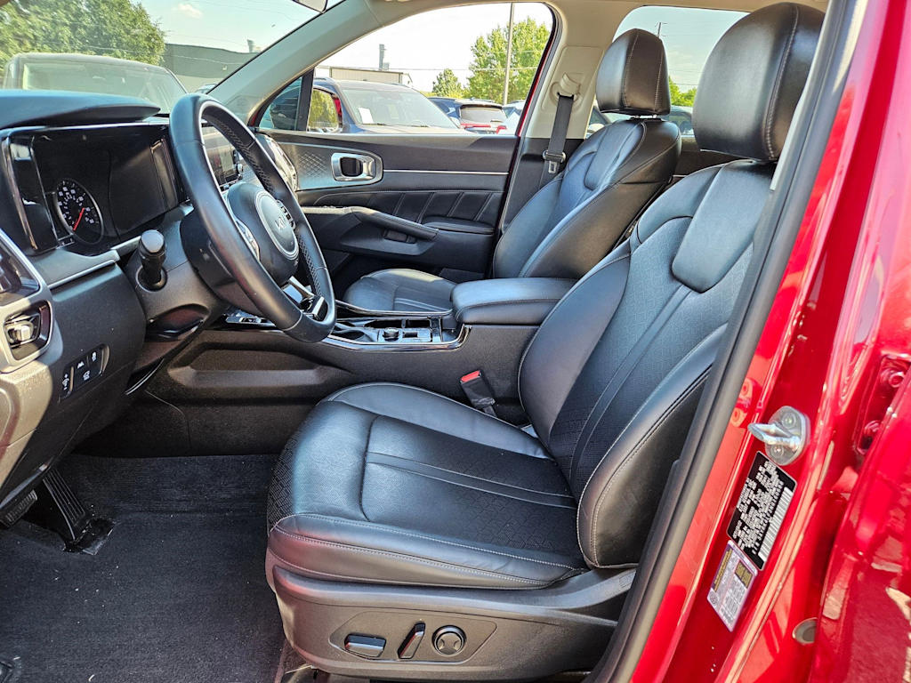 Thumbnail: 2022 Kia Sorento - 10