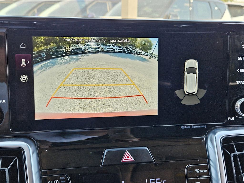 Thumbnail: 2022 Kia Sorento - 13