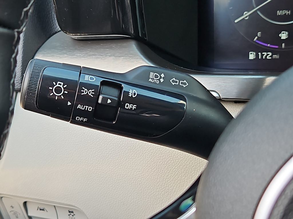 Thumbnail: 2023 Kia Sorento - 25