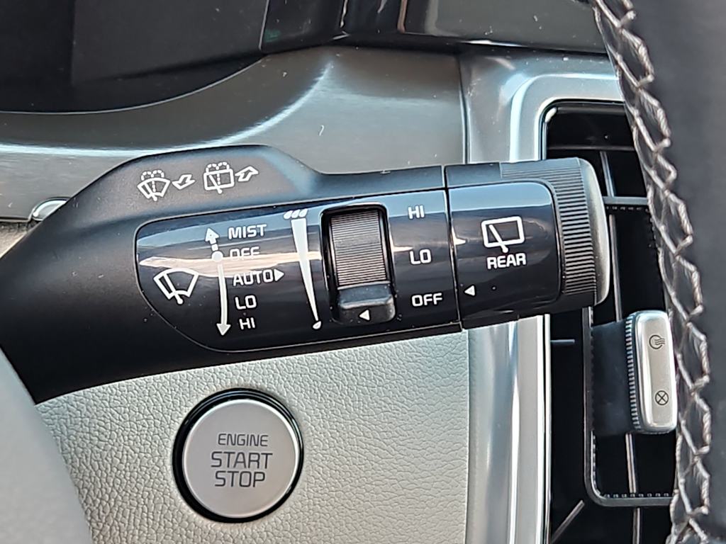 Thumbnail: 2023 Kia Sorento - 26