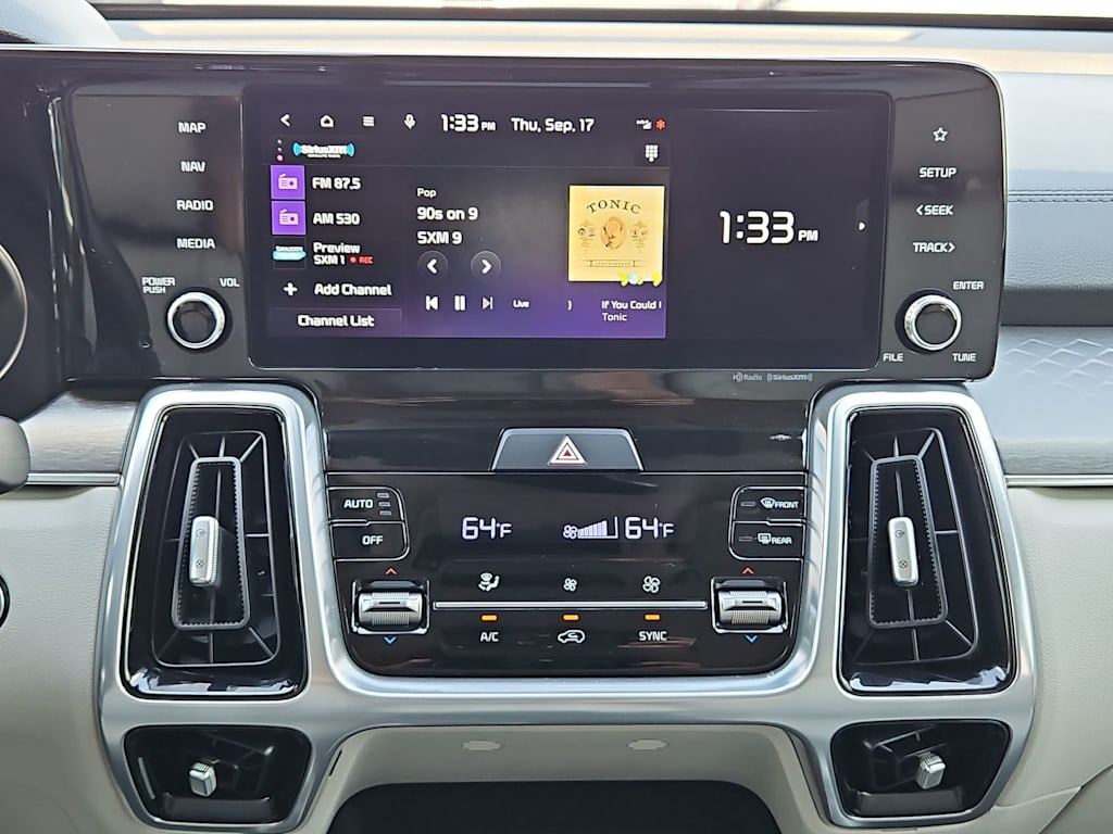 Thumbnail: 2023 Kia Sorento - 13
