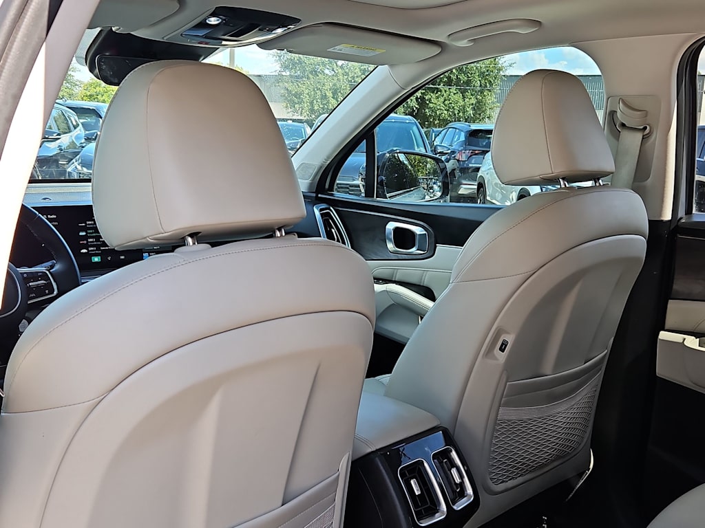 Thumbnail: 2024 Kia Sorento - 10