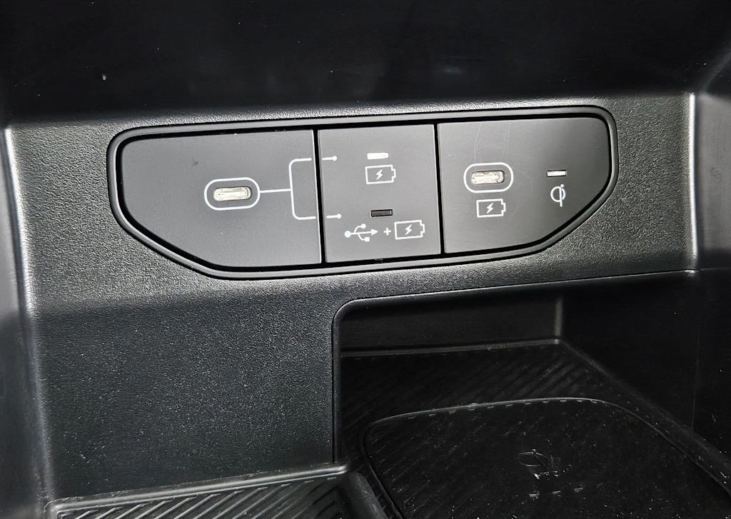 Thumbnail: 2025 Kia Sorento - 35