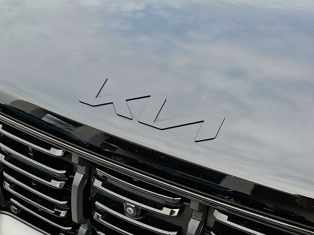 Thumbnail: 2025 Kia Sorento - 7