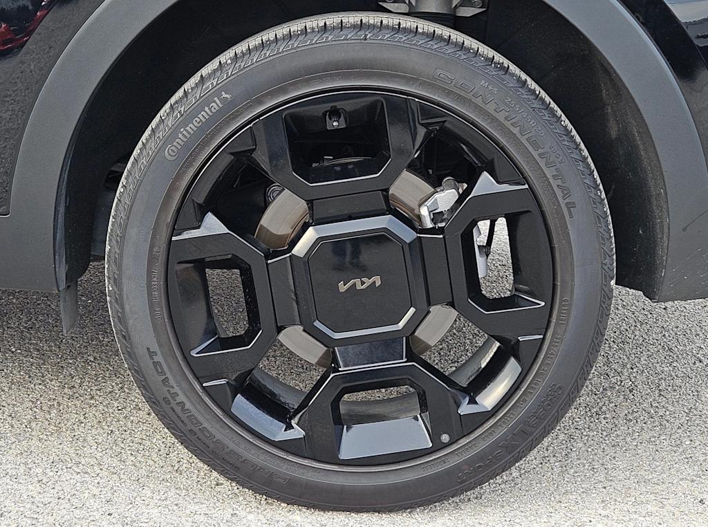 Thumbnail: 2025 Kia Sorento - 8