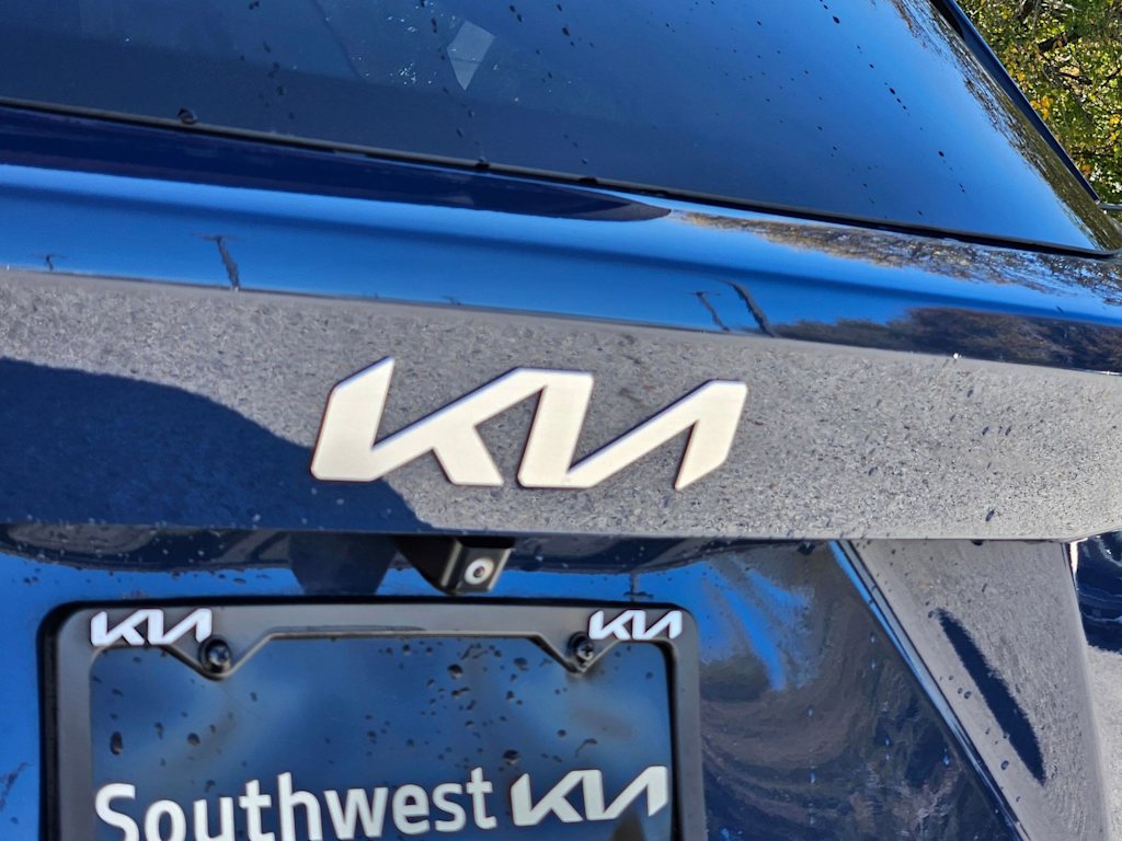 Thumbnail: 2024 Kia Sorento - 7