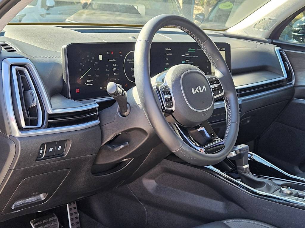 Thumbnail: 2024 Kia Sorento - 2