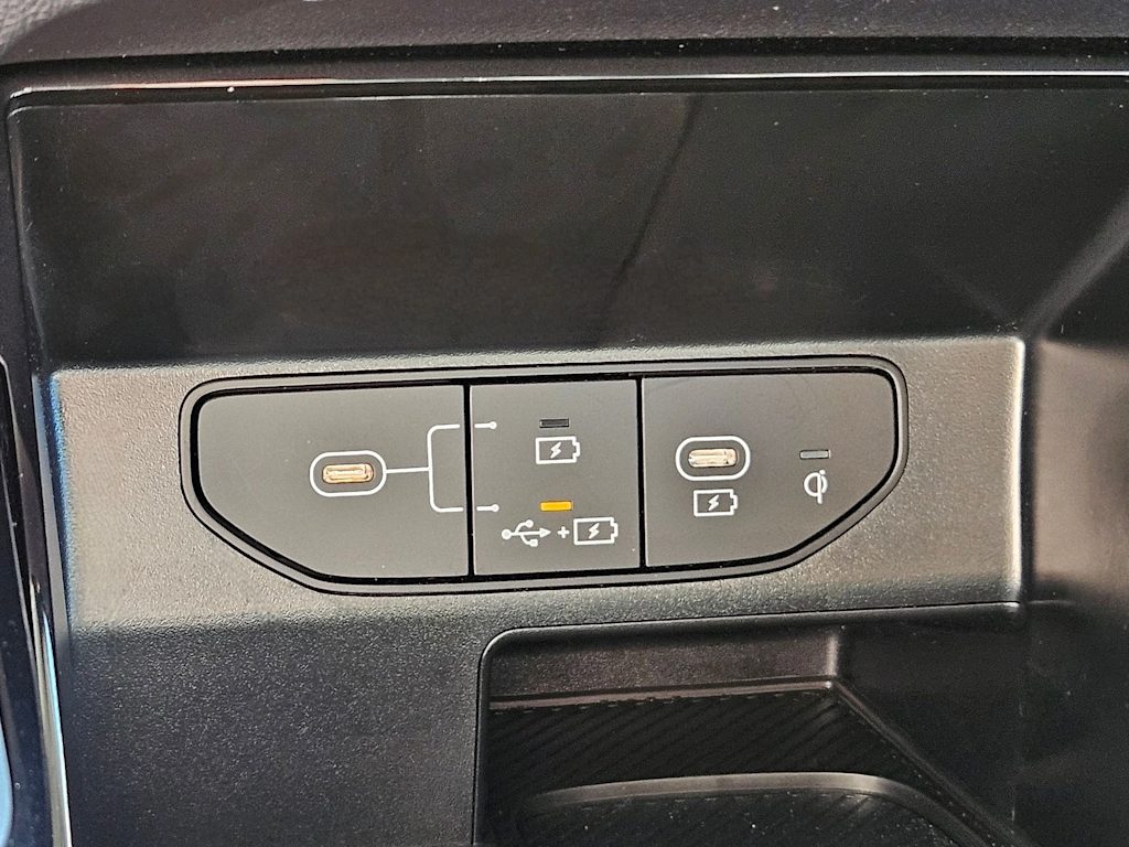 Thumbnail: 2024 Kia Sorento - 37