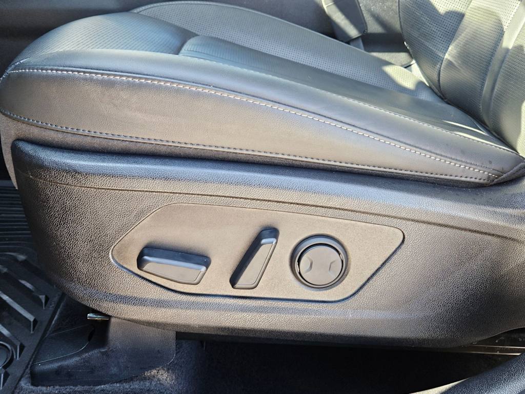 Thumbnail: 2024 Kia Sorento - 26