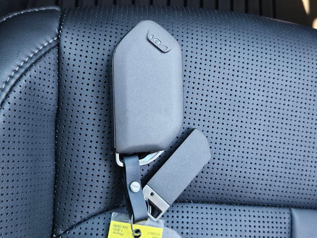 Thumbnail: 2024 Kia Sorento - 18