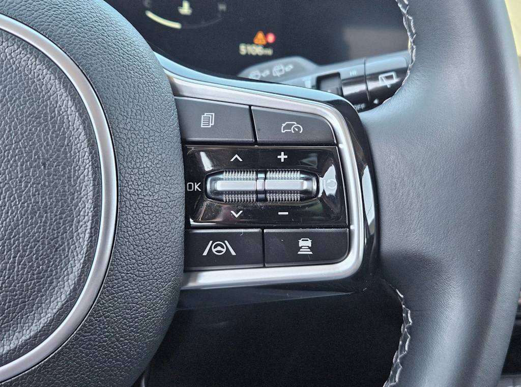 Thumbnail: 2024 Kia Sorento - 31