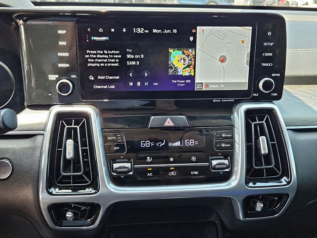 Thumbnail: 2023 Kia Sorento - 14