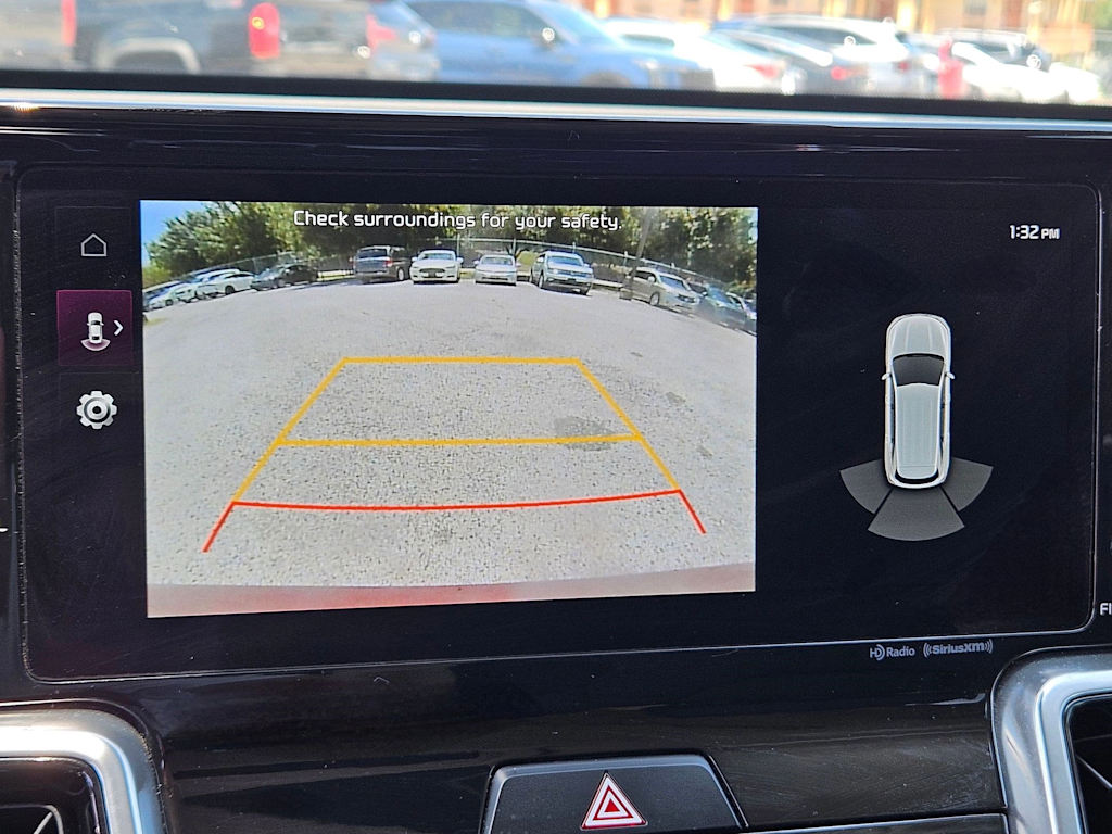 Thumbnail: 2023 Kia Sorento - 32