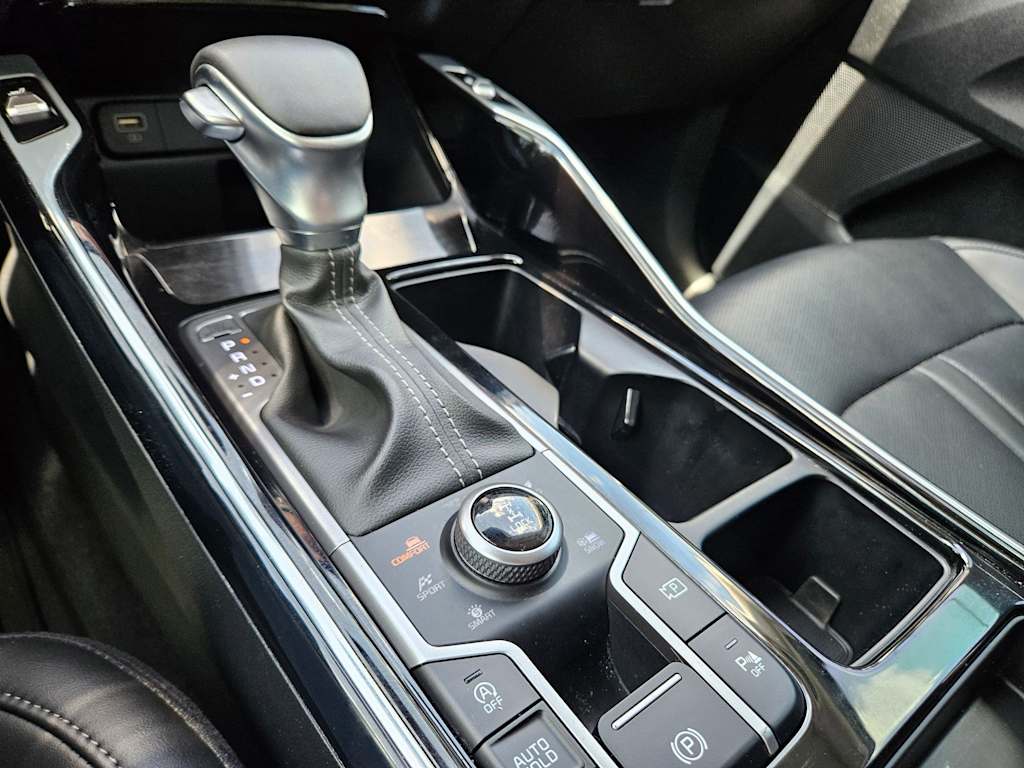 Thumbnail: 2023 Kia Sorento - 15