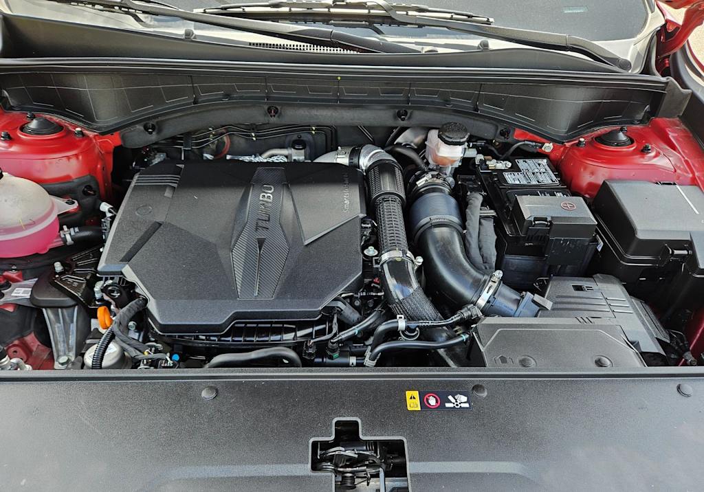 Thumbnail: 2023 Kia Sorento - 9